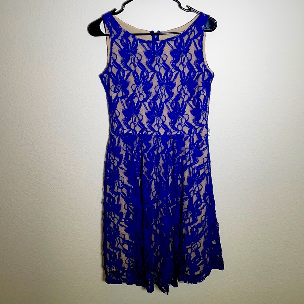 Danny & Nicole brand new never worn dress, Size 4 Color Cobalt/Nude